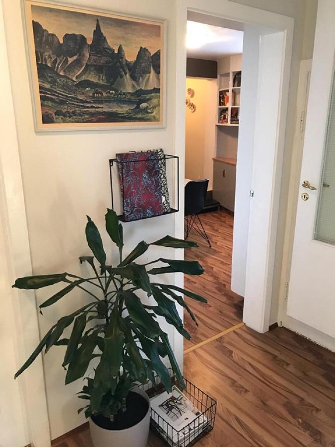 Guesthouse Hvitahusid Акурейрі Екстер'єр фото