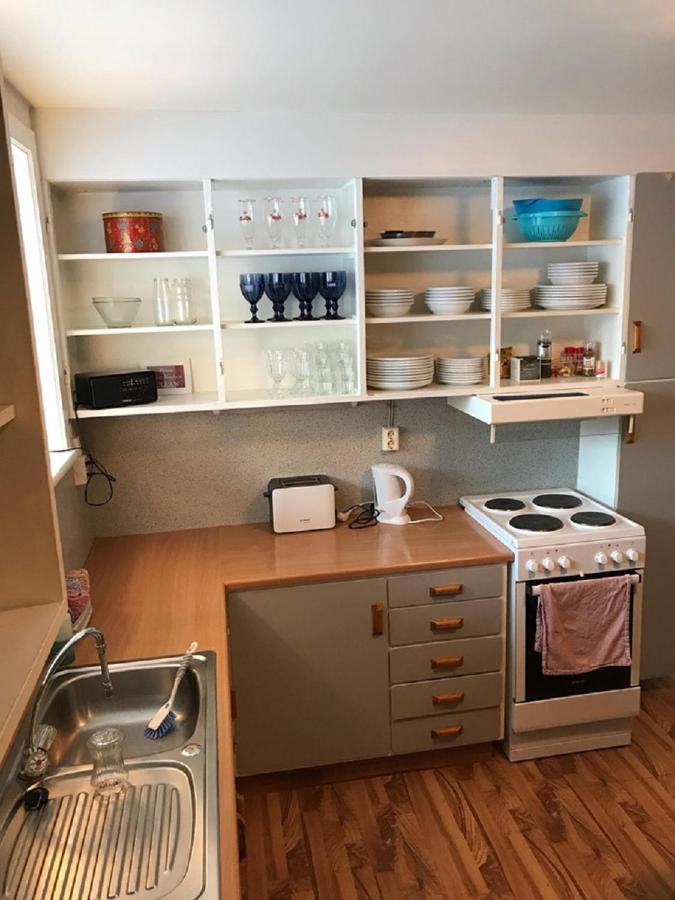 Guesthouse Hvitahusid Акурейрі Екстер'єр фото