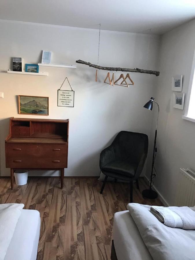 Guesthouse Hvitahusid Акурейрі Екстер'єр фото
