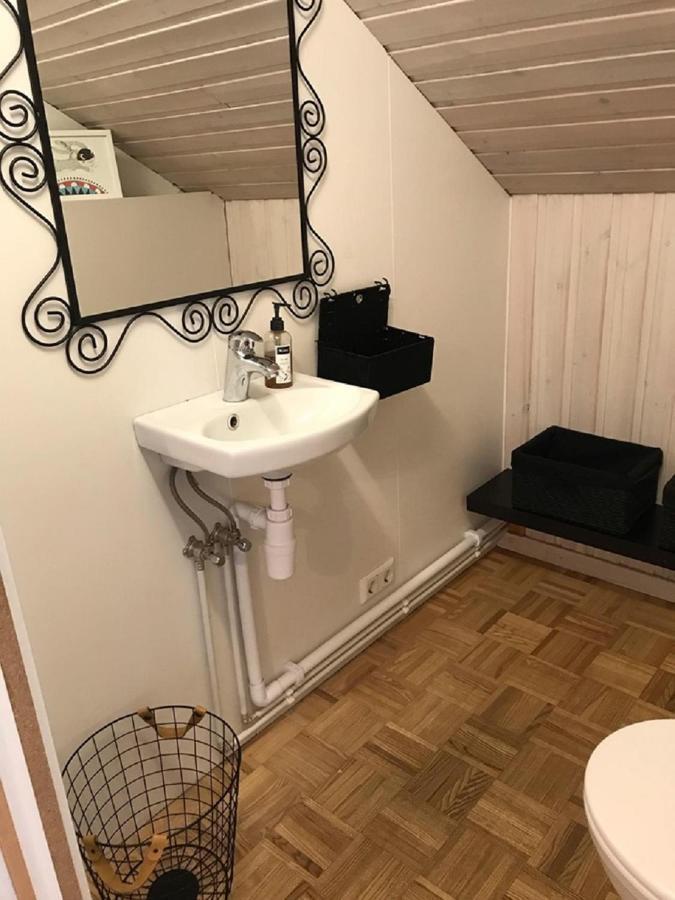 Guesthouse Hvitahusid Акурейрі Екстер'єр фото